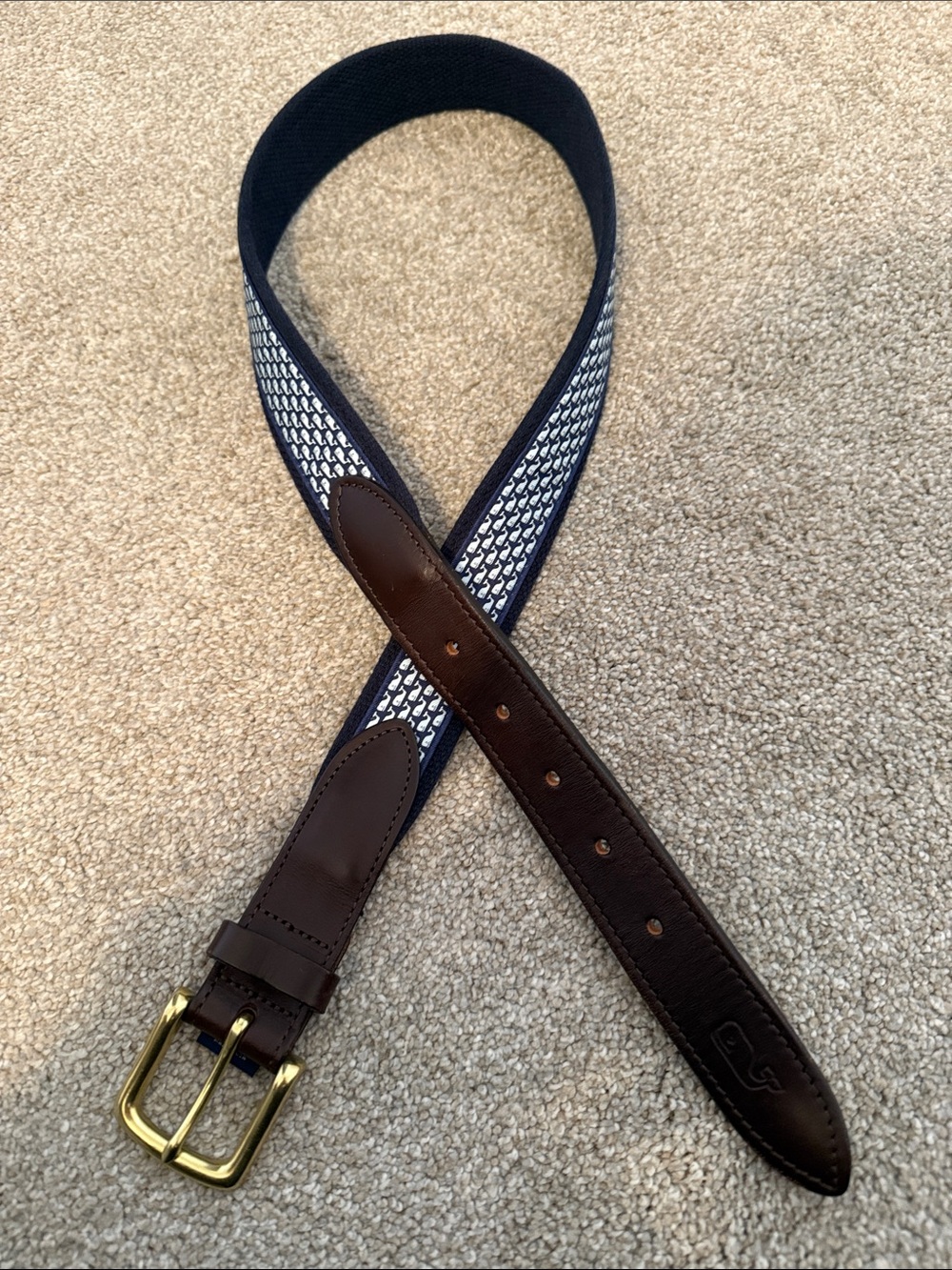 Vineyard Vines Micro Whale Canvas Club Belt- size 32 LIKE NEW
